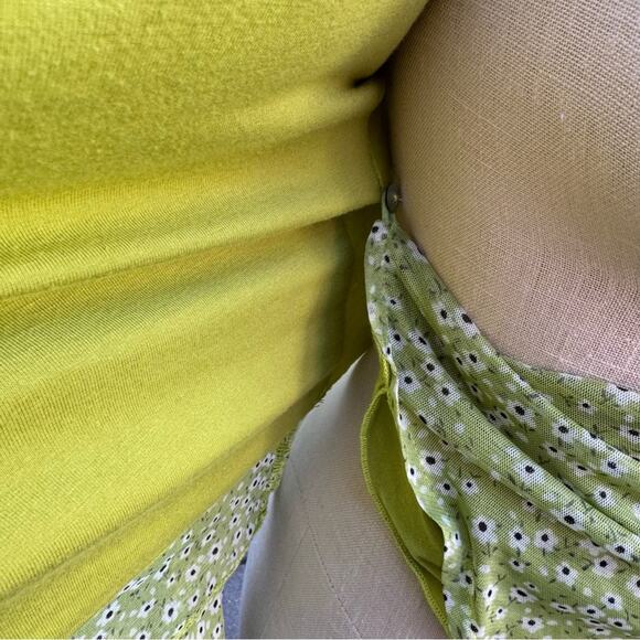 4si3nna Anthropologie Lime Green Floral Wrap Top Blouse Long Sleeve Size S - Picture 11 of 12